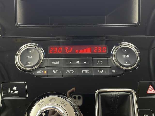 三菱 デリカＤ：５ M 秋田県 2021(令3)年 4.9万km ベージュ 4WD/衝突被害軽減ブレーキ/社外メモリナビ　/　　CD/DVD/BT/フルセグTV/バックカメラ　/片側パワースライドドア　/レーダークルーズコントロール　/LEDオートライト　/社外16インチアルミホイール　/パドルシフト　/オートハイビーム　/サイドステップ/USB入力端子/パドルシフト/スマートキー　/ビルトインETC