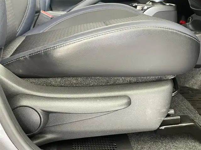 日産 ノート e－パワー メダリスト Bアロー 埼玉県 2018(平30)年 3.9万km ダークメタルグレー/スーパーブラック2トーン 純正ナビ　/バックカメラ　/ハーフレザーシート　/スマートキー　/プッシュスタート　/フルセグテレビ　/プリクラッシュセーフティ　/コーナーセンサー　/ＬＥＤヘッドライト　/車線逸脱警報システム　/オートライト