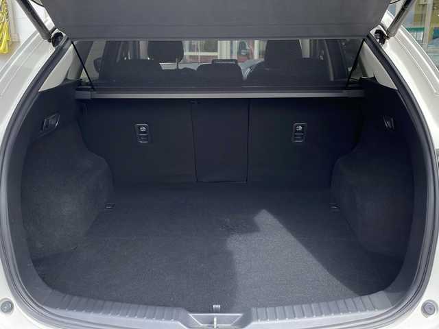 マツダ ＣＸ－５ XD プロアクティブ 静岡県 2020(令2)年 5.5万km スノーフレイクホワイトパールマイカ 純正ナビ/・アラウンドビューモニター/・Bluetooth/・フルセグTV/・USB/・CD/DVD/主要装備/・プッシュスタート/・前後ドライブレコーダー/・ETC車載器/・前席シートヒーター/・ステアリングヒーター/・運転席パワーシート/・パワーバックドア/・オートマチックハイビーム/・LEDヘッドライト/・TVキャンセラー/安全装備/・プリクラッシュセーフティ/・アダプティブクルーズコントロール/・レーンキープアシスト/・前後コーナーセンサー/・ブラインドスポットモニター/・交通標識認識システム