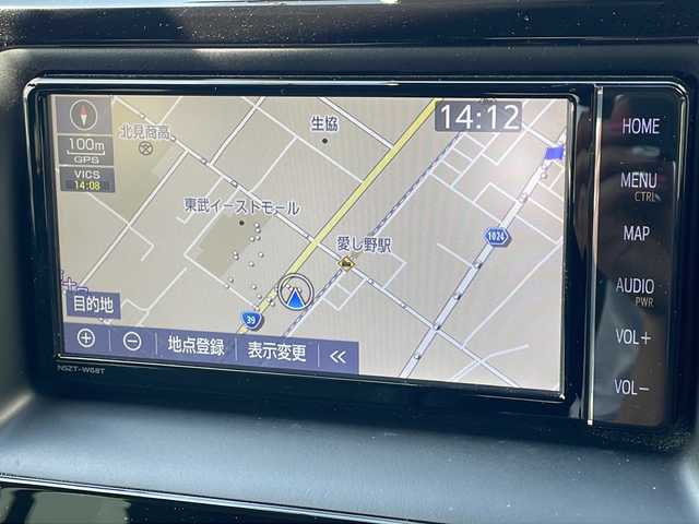 トヨタ エスクァイア Gi 道東・釧路十勝 2018(平30)年 3.9万km ホワイトパールクリスタルシャイン ・4WD/・寒冷地仕様/・純正SDナビ/(FM・AM・フルセグ・BT・DISC・SD)/・バックカメラ/・両側パワースライドドア/・純正一体型エンジンスターター/・スマートキー/・プッシュスタート/・クルーズコントロール/・衝突軽減システム/・車線逸脱警報/・フロントワイパーデアイサー/・LEDヘッドライト/・フォグライト/・オートマチックハイビーム/・オートライト/・前席シートヒーター/・革巻きステアリング/・ステアリングスイッチ/・アイドリングストップ/・電格ウィンカーミラー/・ドアバイザー/・社外AW付冬タイヤ　積込
