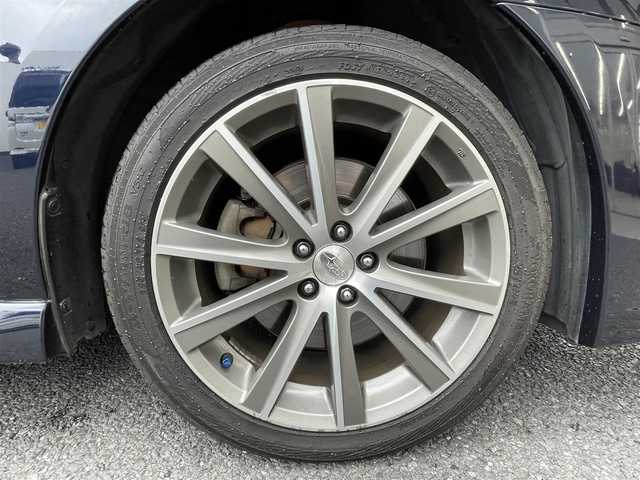 スバル レガシィ ツーリングワゴン 2．0GT DIT アイサイト 埼玉県 2013(平25)年 10.1万km ディープシーブルーパール (株)IDOMが運営する【じしゃロン鳩ヶ谷店】の自社ローン専用車両になりますこちらは現金またはオートローンご利用時の価格です。自社ローンご希望の方は別途その旨お申付け下さい/純正ナビ/フルセグTV/・AM/FM/CD/DVD/BT/SD/バックカメラ/クルーズコントロール/アイサイト/電動パ＾キングブレーキ/パドルシフト/ハーフレザーシート/パワーシート【D席＋N席】/ドライブレコーダー/ETC/オートライト/フォグランプ/イルミネーションライト