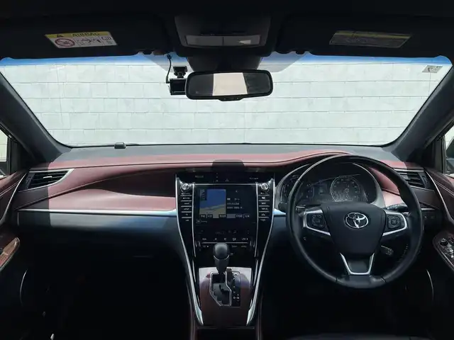 トヨタ ハリアー プレミアム アドバンスドP 宮崎県 2015(平27)年 6.4万km スパークリングブラックパールクリスタルシャイン 純正ナビ(CD/DVD/Blu-ray)/フルセグTV/パワーバックドア/パノラミックビューモニター/ビルトインETC/ドライブレコーダー/レーダークルーズコントロール/インテリジェントクリアランスソナー/ミリ波レーダー方式前方プリクラッシュセーフティ/オートマチックハイビーム/S-VSC/LEDヘッドランプ/オートライト/オートエアコン/木目調/革巻きコンビステアリング/ハーフレザーシート/運転席パワーシート/純正18インチアルミホイール/スマートエントリー/スタートシステム/JBLプレミアムサウンドシステム/禁煙車
