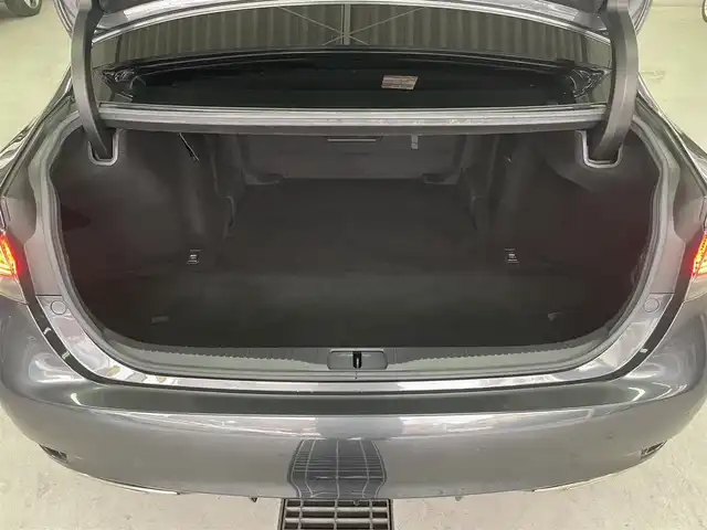 レクサス ＧＳ 350 Fスポーツ 兵庫県 2018(平30)年 7.1万km ダークグレーマイカ レイズFORGED 19インチAW/車高調サス/ムーンルーフ/黒革/純正ナビ/バックカメラ/フルセグTV/ETC/ACC/LKA/BSM/パワーシート/シートヒーター/ベンチレーション/スマートキー/LEDヘッドライト