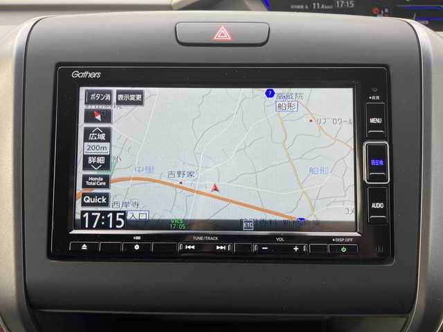 ホンダ フリード＋ ハイブリット G 佐賀県 2023(令5)年 0.7万km プラチナホワイトパール 外部検査実施済み/登録時走行距離6683km/ワンオーナー/純正メモリナビ【VXM-234VFi】/(DVD/フルセグTV/Bluetooth/USB/MSV)/バックカメラ/レーダークルーズコントロール/両側パワースライドドア/ホンダセンシング/・CMBS（衝突軽減ブレーキ）/・歩行者事故低減ステアリング/・アダクティブクルーズコントロール/・LKAS（車線維持支援システム）/・路外逸脱抑制機能/・誤発進抑制機能（前方/後方）/・先行車発進お知らせ機能/・標識認識機能/LEDヘッドライト/スマートキー/ビルトインETC/前後ドライブレコーダー/純正15インチアルミホイール/横滑り防止機能/純正ホイール付きスタッドレスタイヤ積込/保証書/取扱説明書/スペアキー