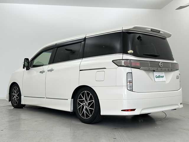 日産 エルグランド 250ハイウェイスターS 宮城県 2016(平28)年 5万km ブリリアントホワイトパール 禁煙車/ローダウン（社外足回り）/純正9インチナビ/・CD.DVD.SD.BT/フルセグTV/バックモニター/両側パワースライドドア/ハーフレザーシート/オットマン/ビルトインETC/純正ドライブレコーダー/クルーズコントロール/横滑り防止装置/ウッドコンビステアリングホイール/ステアリングスイッチ/プッシュスタート/スマートキー/社外18インチアルミホイール/純正フロアマット/後席ロールサンシェード