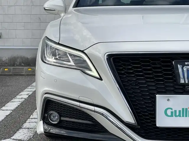 トヨタ クラウン ハイブリッド RS アドバンス 宮崎県 2018(平30)年 9万km ホワイトパールクリスタルシャイン 純正ナビ/(AM.FM.Bluetooth.DVD.CD.USB)/フルセグTV/クリアランスソナー/ETC2.0/クルーズコントロール/パーキングアシスト/ドライブレコーダー/パワーシート/シートヒーター/エアシート/オートライト/オートマチックハイビーム/オートエアコン/レーンキープアシスト/衝突軽減ブレーキ/横滑り防止機能/パワーバックドア/スマートキー