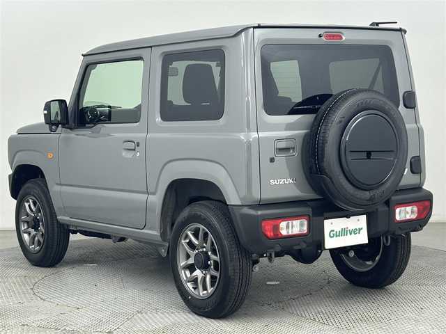スズキ ジムニー XC 道央・札幌 2025(令7)年 0.1万km未満 ミディアムグレー ・4WD/・社外メモリナビ/・フルセグTV/BT/CD/DVD/・バックカメラ/・ETC/・デュアルセンサーブレーキサポート/・レーンキープアシスト/・クルーズコントロール/・オートハイビーム/・シートヒーター/・アイドリングストップ/・ダウンヒルアシスト/・コーナーセンサー/・ステアリングスイッチ/・純正16インチAW/・プッシュスタート/・スマートキー/・スペアキー/・社外フロアマット/・取扱説明書