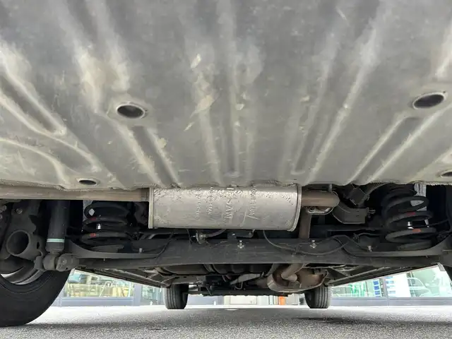 日産 セレナ e－パワー ハイウェイスター V 栃木県 2019(平31)年 7万km ダイヤモンドブラック インテリジェントエマージェンシーブレーキ/フリップダウンモニター/純正9インチナビ/フルセグTV/DVD/Bluetooth/アラウンドビューモニター/ビルトインETC/前ドライブレコーダー/前席シートヒーター/両側ハンズフリーパワースライドドア/クルーズコントロール/プッシュスタート/ステアリングリモコン/LEDオートライト/フォグランプ/純正15インチAW/アイドリングストップ/横滑り防止装置/電動格納ミラー/ドアバイザー/ハンドルヒーター