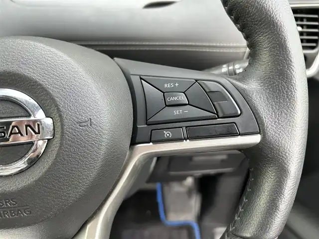 日産 セレナ e－パワー ハイウェイスター V 栃木県 2019(平31)年 7万km ダイヤモンドブラック インテリジェントエマージェンシーブレーキ/フリップダウンモニター/純正9インチナビ/フルセグTV/DVD/Bluetooth/アラウンドビューモニター/ビルトインETC/前ドライブレコーダー/前席シートヒーター/両側ハンズフリーパワースライドドア/クルーズコントロール/プッシュスタート/ステアリングリモコン/LEDオートライト/フォグランプ/純正15インチAW/アイドリングストップ/横滑り防止装置/電動格納ミラー/ドアバイザー/ハンドルヒーター