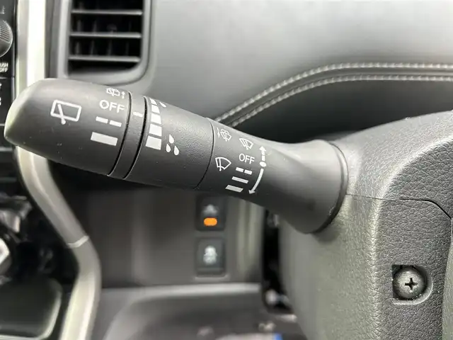 日産 セレナ e－パワー ハイウェイスター V 栃木県 2019(平31)年 7万km ダイヤモンドブラック インテリジェントエマージェンシーブレーキ/フリップダウンモニター/純正9インチナビ/フルセグTV/DVD/Bluetooth/アラウンドビューモニター/ビルトインETC/前ドライブレコーダー/前席シートヒーター/両側ハンズフリーパワースライドドア/クルーズコントロール/プッシュスタート/ステアリングリモコン/LEDオートライト/フォグランプ/純正15インチAW/アイドリングストップ/横滑り防止装置/電動格納ミラー/ドアバイザー/ハンドルヒーター