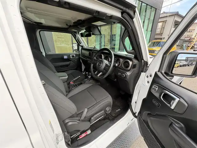 クライスラー・ジープ ラングラー アンリミテッド スポーツ 石川県 2020(令2)年 2.9万km 白 4WD/ACC/サイド/バックカメラ/ドライブレコーダー（前後）/コーダーセンター/USB/LEDヘッドライト/フォグライト/フロアマット