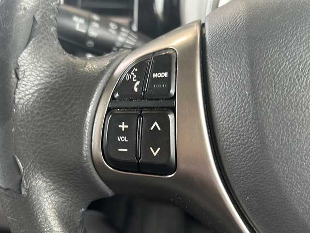 スズキ ハスラー Jスタイル Ⅱ 静岡県 2016(平28)年 5.3万km クールカーキパールメタリック/ホワイト2トーンルーフ 社外SDナビ/・CD/・DVD/・フルセグＴＶ/・Bluetooth/・AM/・FM/主要装備/・衝突軽減/・レーンキープ/・ETC/・ドラレコ前後/・ハーフレザーシート/・シートヒーターD/N席/・ステリモ/・純正フロアマット/・純正アルミホイール/・HIDヘッドライト/・オートライト/・スマートキー/・プッシュスタート/・Wエアバック