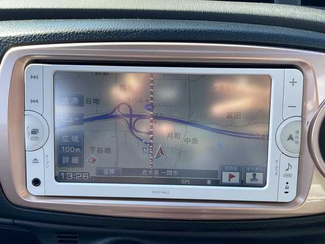 トヨタ ヴィッツ F シエル 岩手県 2013(平25)年 10.6万km ダークブルーマイカ サマータイヤ積込/プッシュスタート/スマートキー/社外ナビ（AM/FM/CD/Bluetooth）/ワンセグTV/純正フロアマット