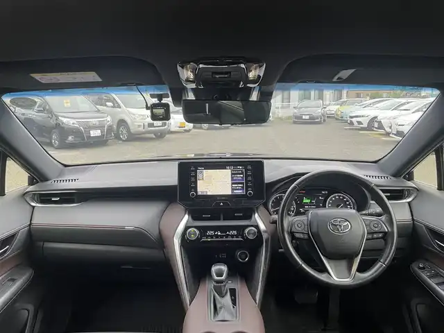 トヨタ ハリアー G 宮城県 2020(令2)年 3.7万km プレシャスブラックパール /ワンオーナー//デジタルインナーミラー//純正ディスプレイオーディオナビ//AM/FM/USB/Miracast/スマートフォン連携//バックカメラ//パワーバックドア//D席パワーシート//プリクラッシュセーフティ//レーダークルーズコントロール//レーンキープアシスト//クリアランスソナー//ビルトインETC