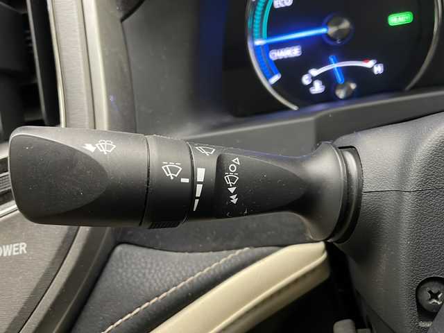 トヨタ クラウン ハイブリッド ロイヤルサルーン 宮崎県 2013(平25)年 8.1万km プレシャスシルバー 純正HDDナビ/　CD DVD BTオーディオ　フルセグTV/バックカメラ/クルーズコントロール/前席パワーシート/前席シートヒーター/ハンドルヒーター/オートLEDヘッドライト/純正フロアマット/スマートキー/オート格納ミラー/ビルトインETC