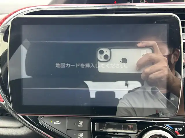 トヨタ アクア 茨城県 2017(平29)年 6.6万km ジュエリーパープルマイカM TRDフルエアロ/社外ナビ/　　【BT/CD/DVD/フルセグ】/トヨタヤーフライヤンス/HDMI/ドアハンドルプロテクター/純正15インチアルミホイール/オートマチックハイビーム/バッグカメラ/LEDオートライト/ドライブレコーダー/ETC/スマートキー