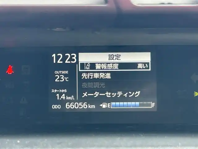 トヨタ アクア 茨城県 2017(平29)年 6.6万km ジュエリーパープルマイカM TRDフルエアロ/社外ナビ/　　【BT/CD/DVD/フルセグ】/トヨタヤーフライヤンス/HDMI/ドアハンドルプロテクター/純正15インチアルミホイール/オートマチックハイビーム/バッグカメラ/LEDオートライト/ドライブレコーダー/ETC/スマートキー
