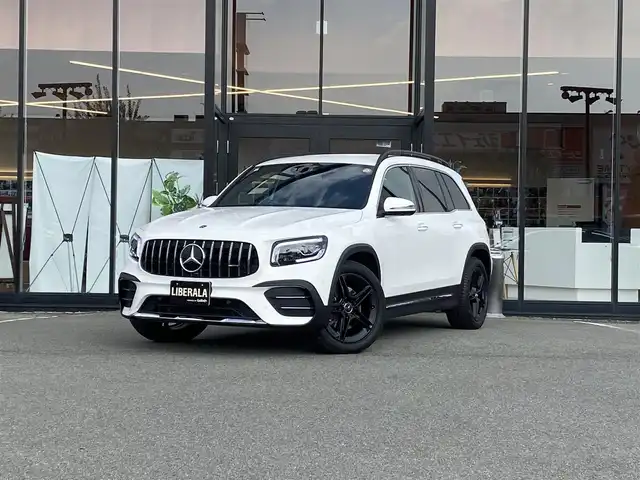 メルセデス・ベンツ Ｍ・ベンツ ＧＬＢ２００ｄ 4マチック AMGライン 福岡県 2021(令3)年 2.2万km ポーラホワイト セーフティパッケージ/・アダプティブクルーズコントロール/・マルチLEDヘッドライト/・アクティブステアリングアシスト/純正ナビ/BT/USB/carplay/フルセグ/全方位カメラ/ハーフレザーシート/シートヒーター/ドライブレコーダー/・ETC/19インチAMG５ツインスポークAW/AMGスタイリングパッケージ/AMGリアディフューザー