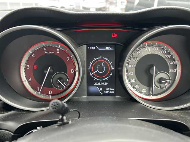 スズキ スイフト スポーツ セーフティPKG 富山県 2018(平30)年 5.9万km プレミアムシルバーメタリック 全周囲カメラ/スマートキー×２/社外8インチメモリナビ(CN-RZ83)/DVD/BT/フルセグTV/MSV/TVキャンセラー/ETC/純正ドラレコ/プッシュスタート/衝突安全ブレーキ/レーンキープ/レーダークルコン/オートライト/ステアリングスイッチ/フォグランプ/ドアバイザー/純正フロアマット/皮巻きステアリング/横滑り防止装置/オートリトラミラー/保証書・取説・ナビ取説/点検記録簿(R7/3)
