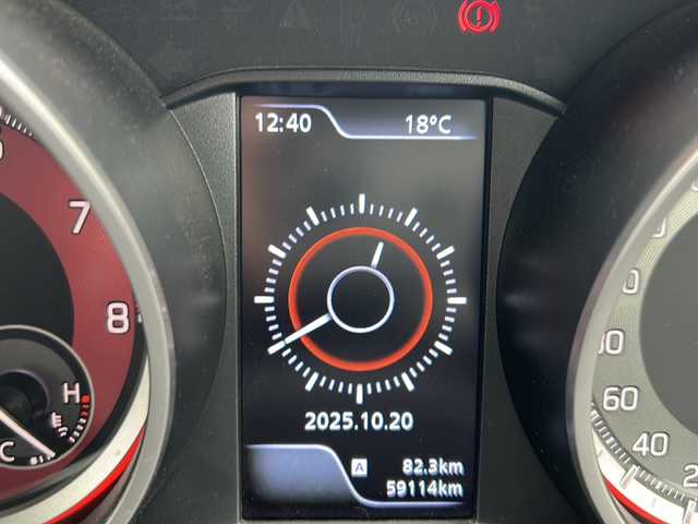 スズキ スイフト スポーツ セーフティPKG 富山県 2018(平30)年 5.9万km プレミアムシルバーメタリック 全周囲カメラ/スマートキー×２/社外8インチメモリナビ(CN-RZ83)/DVD/BT/フルセグTV/MSV/TVキャンセラー/ETC/純正ドラレコ/プッシュスタート/衝突安全ブレーキ/レーンキープ/レーダークルコン/オートライト/ステアリングスイッチ/フォグランプ/ドアバイザー/純正フロアマット/皮巻きステアリング/横滑り防止装置/オートリトラミラー/保証書・取説・ナビ取説/点検記録簿(R7/3)