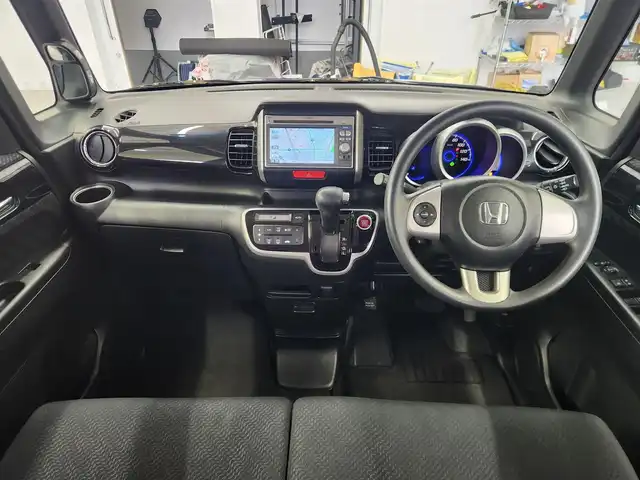 ホンダ Ｎ ＢＯＸ カスタム G Lパッケージ 愛知県 2012(平24)年 2.8万km クリスタルブラックパール 純正7インチナビ/バックカメラ/ワンセグTV/横滑り防止装置/盗難防止装置/オートライト/フォグランプ/片側パワースライドドア/前後ドライブレコーダー/ETC/純正AW/純正フロアマット/プッシュスタート/スマートキー