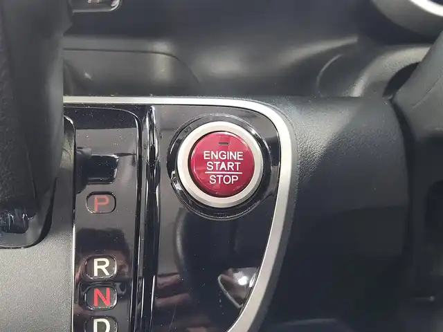 ホンダ Ｎ ＢＯＸ カスタム G Lパッケージ 愛知県 2012(平24)年 2.8万km クリスタルブラックパール 純正7インチナビ/バックカメラ/ワンセグTV/横滑り防止装置/盗難防止装置/オートライト/フォグランプ/片側パワースライドドア/前後ドライブレコーダー/ETC/純正AW/純正フロアマット/プッシュスタート/スマートキー