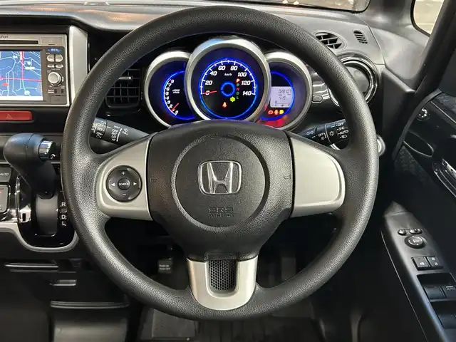 ホンダ Ｎ ＢＯＸ カスタム G Lパッケージ 高知県 2012(平24)年 2.8万km クリスタルブラックパール (株)IDOMが運営する【じしゃロン高知店】の自社ローン専用車両になります。こちらは現金またはオートローンご利用時の価格です。自社ローンご希望の方は別途その旨お申付け下さい/純正ＳＤナビ/（AM/FM/CD/DVD)/バックカメラ　/ワンセグＴＶ　/片側パワースライドドア　/ＥＴＣ　/ＨＩＤヘッドライト　/オートライト　/フォグランプ　/プッシュスタート　/スマートキー　/電動格納ミラー