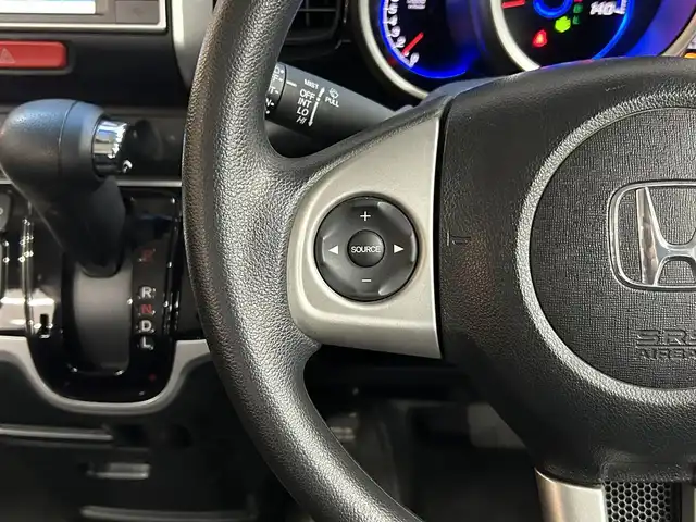 ホンダ Ｎ ＢＯＸ カスタム G Lパッケージ 高知県 2012(平24)年 2.8万km クリスタルブラックパール (株)IDOMが運営する【じしゃロン高知店】の自社ローン専用車両になります。こちらは現金またはオートローンご利用時の価格です。自社ローンご希望の方は別途その旨お申付け下さい/純正ＳＤナビ/（AM/FM/CD/DVD)/バックカメラ　/ワンセグＴＶ　/片側パワースライドドア　/ＥＴＣ　/ＨＩＤヘッドライト　/オートライト　/フォグランプ　/プッシュスタート　/スマートキー　/電動格納ミラー