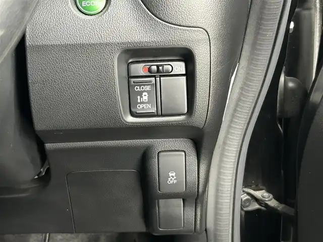 ホンダ Ｎ ＢＯＸ カスタム G Lパッケージ 高知県 2012(平24)年 2.8万km クリスタルブラックパール (株)IDOMが運営する【じしゃロン高知店】の自社ローン専用車両になります。こちらは現金またはオートローンご利用時の価格です。自社ローンご希望の方は別途その旨お申付け下さい/純正ＳＤナビ/（AM/FM/CD/DVD)/バックカメラ　/ワンセグＴＶ　/片側パワースライドドア　/ＥＴＣ　/ＨＩＤヘッドライト　/オートライト　/フォグランプ　/プッシュスタート　/スマートキー　/電動格納ミラー