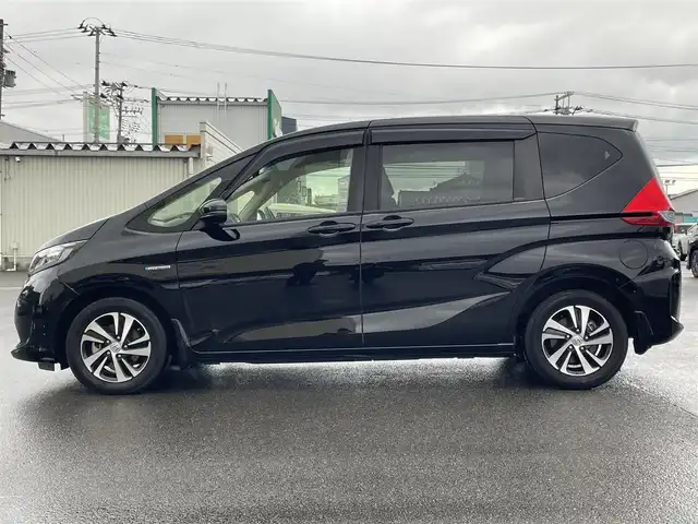 ホンダ フリード ハイブリット EX 山形県 2017(平29)年 6.3万km クリスタルブラックパール 衝突被害軽減システム/純正SDナビ/　　【CD　DVD　BT　フルセグ　USB　AUX　MSV】/バックカメラ/両側パワースライドドア/アダプティブクルーズコントロール/LEDオートライト/ハーフレザーシート/シートヒーター/純正15インチアルミホイール/アイドリングストップ/電動格納ウィンカーミラー/純正フロアマット/スマートキー×2/ETC