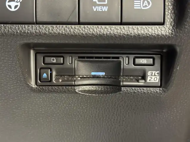 トヨタ ＲＡＶ４ ハイブリッドG 群馬県 2024(令6)年 2.4万km グレーメタリック トヨタセーフティセンス/・レーダークルーズコントロール/・プリクラッシュセーフティ/・ブラインドスポットモニター/・レーントレーシングアシスト/・パーキングセンサー/・パーキングサポートブレーキ/・オートハイビーム/純正10.5インチディスプレイオーディオ（地図有）/　　フルセグ/BT/    USB/Miracast/FM/AM/    AppleCarPlay/AndroidAuto/パノラミックビューモニター/パワーバックドア/黒革シート/前席シートヒーター/前席エアーシート/ステアリングヒーター/オートLEDヘッドライト/フォグランプ/純正18AW/純正フロアマット/純正ドライブレコーダー/ビルドインETC2.0