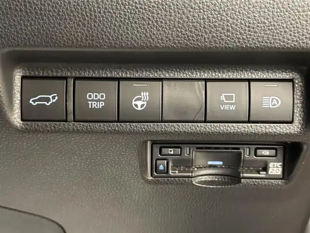 トヨタ ＲＡＶ４ ハイブリッドG 群馬県 2024(令6)年 2.4万km グレーメタリック トヨタセーフティセンス/・レーダークルーズコントロール/・プリクラッシュセーフティ/・ブラインドスポットモニター/・レーントレーシングアシスト/・パーキングセンサー/・パーキングサポートブレーキ/・オートハイビーム/純正10.5インチディスプレイオーディオ（地図有）/　　フルセグ/BT/    USB/Miracast/FM/AM/    AppleCarPlay/AndroidAuto/パノラミックビューモニター/パワーバックドア/黒革シート/前席シートヒーター/前席エアーシート/ステアリングヒーター/オートLEDヘッドライト/フォグランプ/純正18AW/純正フロアマット/純正ドライブレコーダー/ビルドインETC2.0