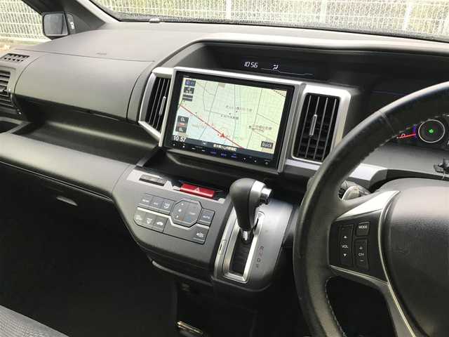 ホンダ ステップワゴン スパーダ Z クールスピリット 千葉県 2015(平27)年 8.8万km プレミアムスパークルブラックパール (株)IDOMが運営する【じしゃロン柏店】の自社ローン対象車両になります。こちらは現金ご利用時の価格です。/自社ローンご希望の方は別途その旨お申付け下さい。//ワンオーナー/禁煙車/純正フルセグナビ/（CD/DVD/AM/FMラジオ）/(Bluetooth)/スマートキー/プッシュスタート/バックカメラ/ＥＴＣ/両側パワースライドドア/クルーズコントロール/アイドリングストップ/パドルシフト/ステアリングリモコン/電動格納ドアミラー/パワーウインドウ/オートライト/防眩ミラー