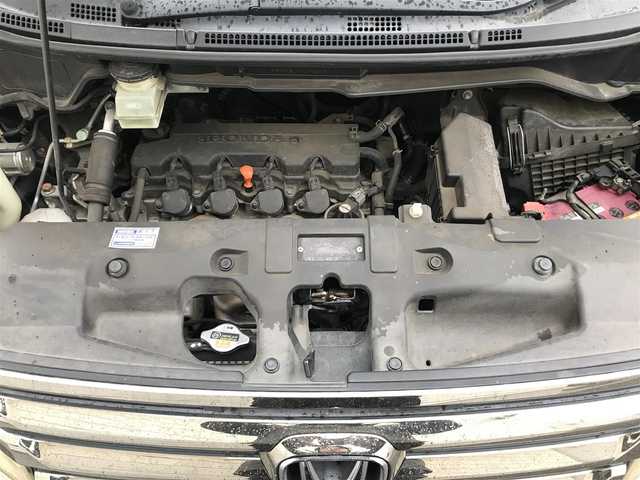 ホンダ ステップワゴン スパーダ Z クールスピリット 千葉県 2015(平27)年 8.8万km プレミアムスパークルブラックパール (株)IDOMが運営する【じしゃロン柏店】の自社ローン対象車両になります。こちらは現金ご利用時の価格です。/自社ローンご希望の方は別途その旨お申付け下さい。//ワンオーナー/禁煙車/純正フルセグナビ/（CD/DVD/AM/FMラジオ）/(Bluetooth)/スマートキー/プッシュスタート/バックカメラ/ＥＴＣ/両側パワースライドドア/クルーズコントロール/アイドリングストップ/パドルシフト/ステアリングリモコン/電動格納ドアミラー/パワーウインドウ/オートライト/防眩ミラー