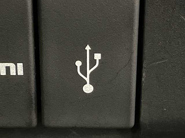 ホンダ フィット ハイブリット S ホンダセンシング 群馬県 2017(平29)年 4万km ワイン 禁煙車　バックカメラ　クルーズコントロール　パワーステアリング　純正メモリナビ　スマートキー　プッシュスタート　ＬＥＤライト　レーンキープアシスト　横滑り防止装置　盗難防止装置　アイドリングストップ