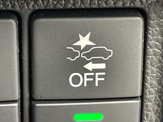 ホンダ フィット ハイブリット S ホンダセンシング 群馬県 2017(平29)年 4万km ワイン 禁煙車　バックカメラ　クルーズコントロール　パワーステアリング　純正メモリナビ　スマートキー　プッシュスタート　ＬＥＤライト　レーンキープアシスト　横滑り防止装置　盗難防止装置　アイドリングストップ