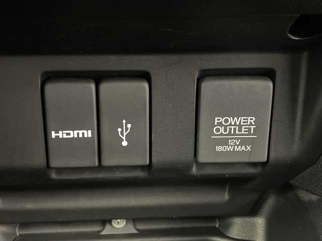 ホンダ フィット ハイブリット S ホンダセンシング 群馬県 2017(平29)年 4万km ワイン 禁煙車　バックカメラ　クルーズコントロール　パワーステアリング　純正メモリナビ　スマートキー　プッシュスタート　ＬＥＤライト　レーンキープアシスト　横滑り防止装置　盗難防止装置　アイドリングストップ