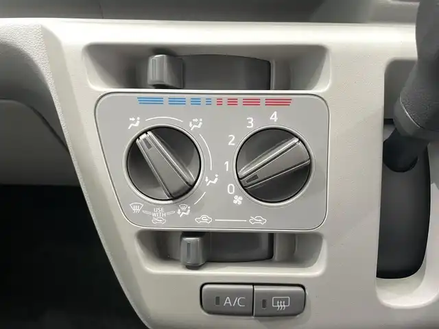 ダイハツ ミラ イース X SAⅢ 鹿児島県 2025(令7)年 0.1千km スカイブルーメタリック スマートアシストIII/・衝突回避支援ブレーキ機能/・オートハイビーム/・先行車発進お知らせ/・車線逸脱警報機能/・誤発進抑制機能(前後)/電格ミラ‐/ドアバイザー/禁煙車/LEDヘッドライト