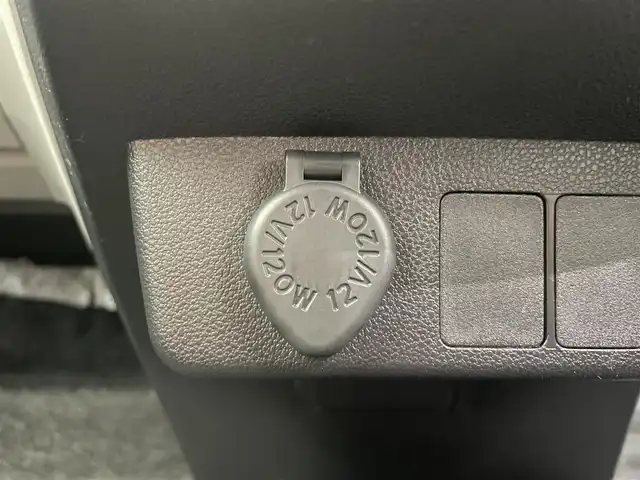 ダイハツ ミラ イース X SAⅢ 鹿児島県 2025(令7)年 0.1千km スカイブルーメタリック スマートアシストIII/・衝突回避支援ブレーキ機能/・オートハイビーム/・先行車発進お知らせ/・車線逸脱警報機能/・誤発進抑制機能(前後)/電格ミラ‐/ドアバイザー/禁煙車/LEDヘッドライト