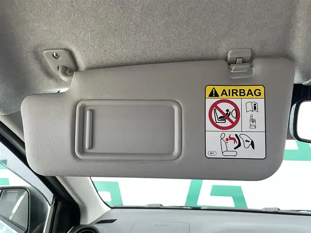 ダイハツ ミラ イース X SAⅢ 鹿児島県 2025(令7)年 0.1千km スカイブルーメタリック スマートアシストIII/・衝突回避支援ブレーキ機能/・オートハイビーム/・先行車発進お知らせ/・車線逸脱警報機能/・誤発進抑制機能(前後)/電格ミラ‐/ドアバイザー/禁煙車/LEDヘッドライト