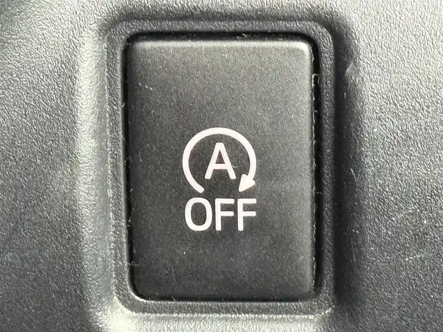 トヨタ ヴォクシー ZS 愛知県 2017(平29)年 6.6万km ブラック ALPINE9型ナビ（フルセグ、CD/DVD、Bluetooth）/ALPINEフリップダウンモニター/ETC/Bカメラ/前後ドラレコ/クルーズコントロール/衝突軽減ブレーキ/レーンキープアシスト/オートハイビーム/LEDヘッドライト/スマートキー/オートライト/フォグライト/Pスタート/横滑り防止装置