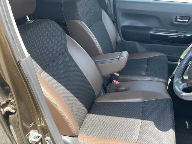 スズキ ハスラー Jスタイル Ⅲ 千葉県 2018(平30)年 3.3万km ブレイブカーキパール/スチールシルバー ブレイブカーキパール ツートンカラー ナビＣＮ－Ｅ２０４Ｚ　シートヒーター　ハーフレザーシート　レーダーブレーキサポート ＨＩＤ オートライト Sエネチャージ 15インチAW フォグ スマートキー