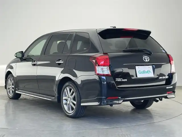トヨタ カローラ フィールダー HV G エアロツアラー W×B 愛知県 2014(平26)年 7.9万km ブラックマイカ 純正ＳＤナビ　フルセグＴＶ　ＥＴＣ　ＤＶＤ　Ｂｌｕｅｔｏｏｔｈ　バックカメラ　ハーフレザーシート　オートライト　フォグランプ　ナノイーエアコン　純正フロアマット　ドアバイザー　純正１５インチＡＷ　禁煙
