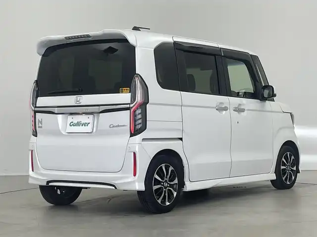 ホンダ Ｎ ＢＯＸ カスタム G L ホンダセンシング 埼玉県 2018(平30)年 4.8万km プラチナホワイトパール 純正７インチナビ　ホンダセンシング　バックカメラ　片側パワースライドドア　ビルトインＥＴＣ　アダクティブクルーズコントロール　前後ドラレコ　ＬＥＤライト　純正アルミ　スマートキー　オートライト　フルセグ