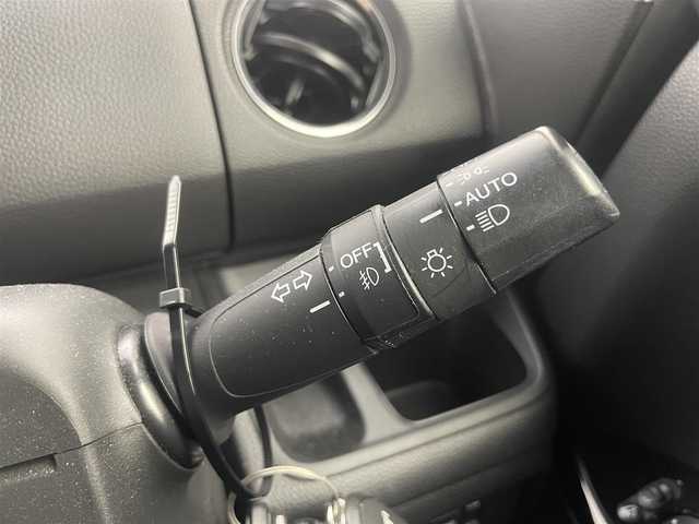 ホンダ Ｎ ＢＯＸ カスタム G L ホンダセンシング 埼玉県 2018(平30)年 4.8万km プラチナホワイトパール 純正７インチナビ　ホンダセンシング　バックカメラ　片側パワースライドドア　ビルトインＥＴＣ　アダクティブクルーズコントロール　前後ドラレコ　ＬＥＤライト　純正アルミ　スマートキー　オートライト　フルセグ