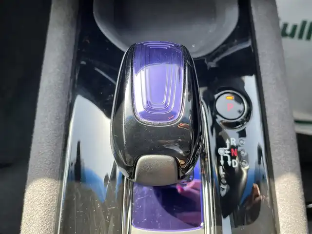 ホンダ ヴェゼル ハイブリッド RS ホンダセンシング 千葉県 2016(平28)年 3.6万km クリスタルブラックパール ホンダセンシング/・衝突軽減ブレーキ/・レーンキープアシスト/・標識認識機能/・アダプティブクルーズコントロール/純正SDナビ【VXM-174VFi】/・CD/DVD/Bluetooth/フルセグ/バックカメラ/スマートキー/ハーフレザーシート/シートヒーター/パドルシフト/純正LEDヘッドライト/フォグランプ/社外ドライブレコーダー/ビルトインETC/ドアバイザー/サイド＆カーテンエアバッグ