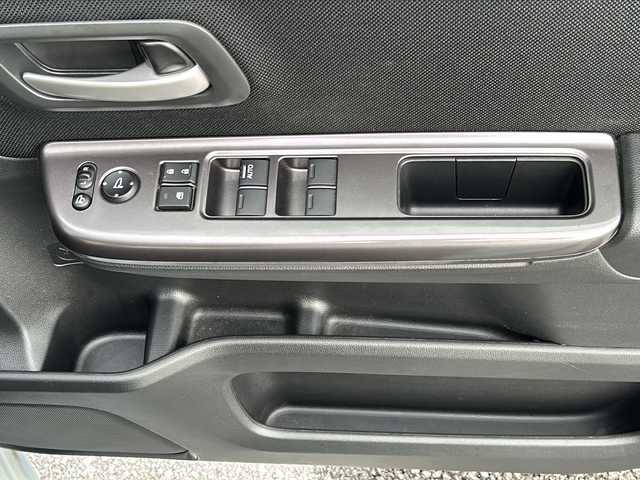 ホンダ フリード G ブラックスタイル 沖縄県 2022(令4)年 2.6万km フィヨルドミストパール 県外仕入/禁煙車　/6人乗り/社外ディスプレイオーディオ（FH850DVS）/CD/BT/AppleCarPlay/USB/ラジオ/バックカメラ/両側パワースライドドア/ビルトインETC/前後ドライブレコーダー/ホンダセンシング/衝突軽減ブレーキ/レーンキープアシスト/アダプティブクルーズコントロール/横滑り防止装置/LEDヘッドライト/オートライト/純正15インチAW/プッシュスタート/スマートキー/スペアキー