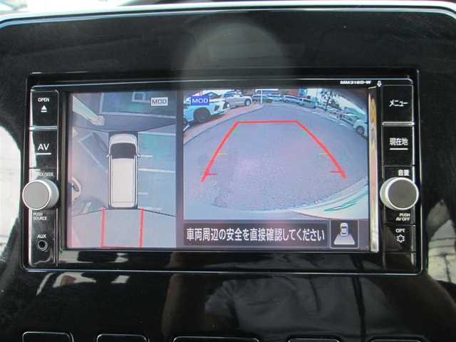日産 セレナ e－パワー XV 千葉県 2018(平30)年 11.7万km ブリリアントシルバー ワンオーナー/純正9インチナビ、フルセグTV/アランドビューモニター/オーディオ【CD/DVD/BT/SD/AUX/MSV】/純正フリップダウンモニター/エマージェンシーブレーキ/両側パワースライドドア/前席シートヒーター/ステアリングヒーター/前後コーナーセンサー/純正15インチアルミホイール/ステアリングリモコン/前方ドライブレコーダー/ビルトインETC/保証書/取扱説明書/スペアキー/日産記録簿R3.R5年度有り。
