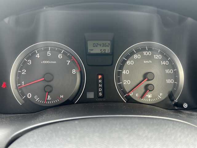 ホンダ ストリーム RSZ 兵庫県 2013(平25)年 2.5万km クリスタルブラックパール ワンオーナー/社外SDナビ/　iPod/AUX/CD/DVD/フルセグTV（走行中視聴可能）/社外ETC/バックカメラ/MTモード付AT/パドルシフト/3列シート/アンチロック・ブレーキ・システム/横滑り防止装置/盗難防止装置/衝突被害軽減システム/パワーウィンドウ/パワーステアリング/オートライト/純正フロアマット/純正アルミホイール/エアバッグ（W）/スペアキー（1本）