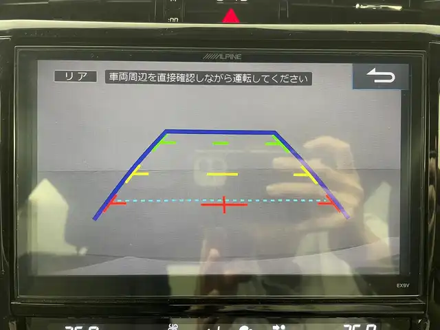 トヨタ ハリアー プレミアム 大分県 2017(平29)年 9.5万km ブラック 社外SDナビ/（フルセグ/CD/DVD/Bluetooth）/衝突軽減ブレーキ/オートハイビーム/LDA/クルーズコントロール/バックカメラ/前方ドライブレコーダー/パワーバックドア/運転席パワーシート/ハーフレザーシート/ステアリングスイッチ/スマートキー・プッシュスタート/純正アルミホイール/保証書・取扱説明書
